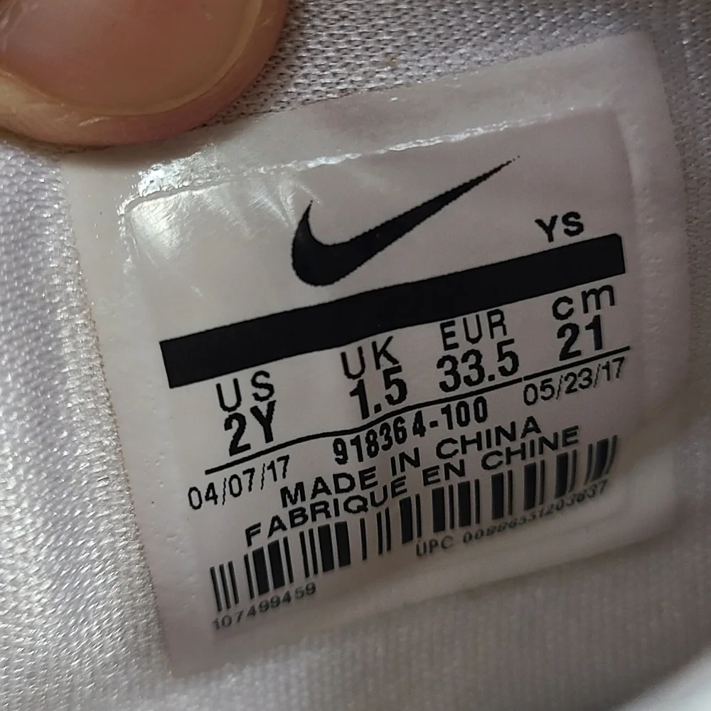 Nike KD white shoes 2Y girls back to school‎ sneaker basketball outdoor